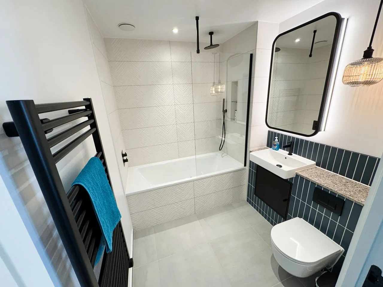 Room Beaconsfield Road in Greater London