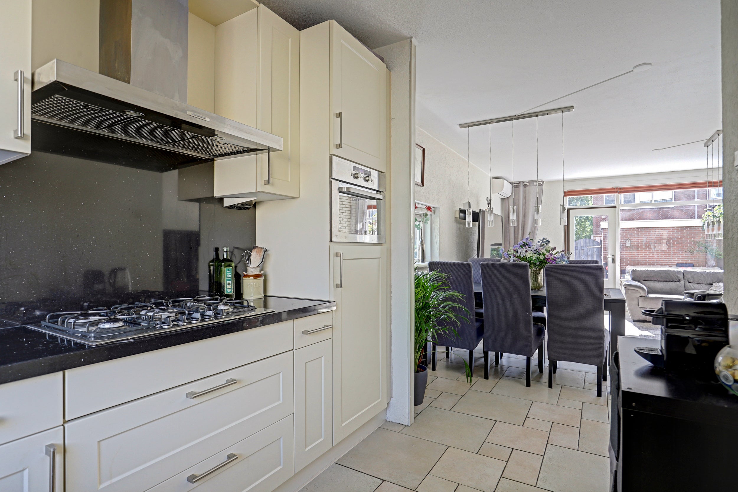 Hoekwoning te koop: Haaswijk 2, Zwijndrecht