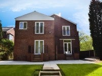 Flat Bramhall Lane in Bramhall