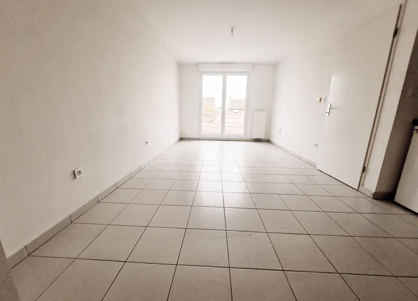 Flat Rue Raoul Huguet in Saint-Quentin