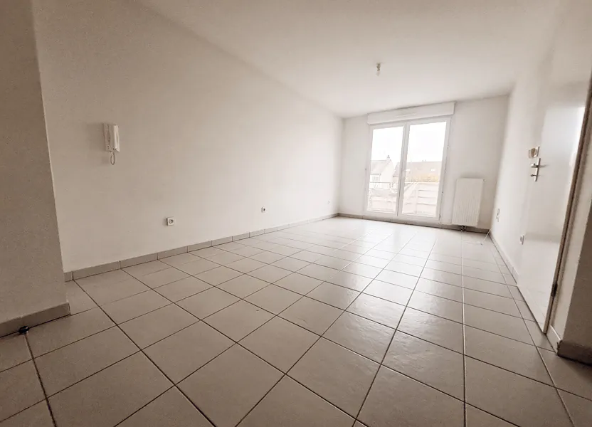 Flat Rue Raoul Huguet in Saint-Quentin