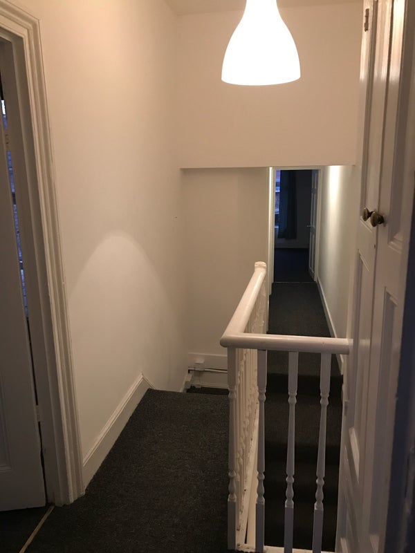 Room Ham Park Road in Greater London