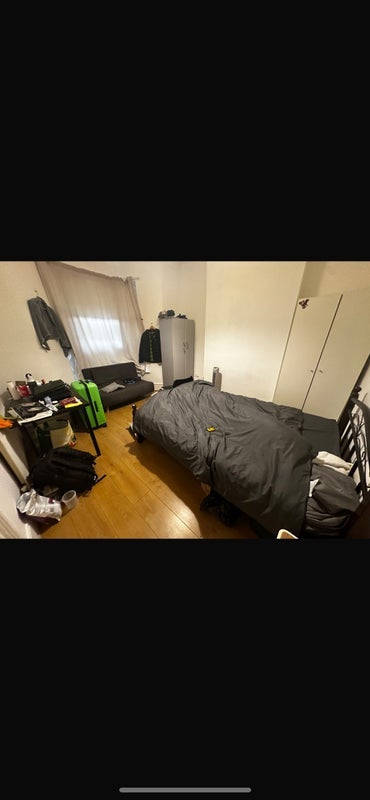 Room Ham Park Road in Greater London