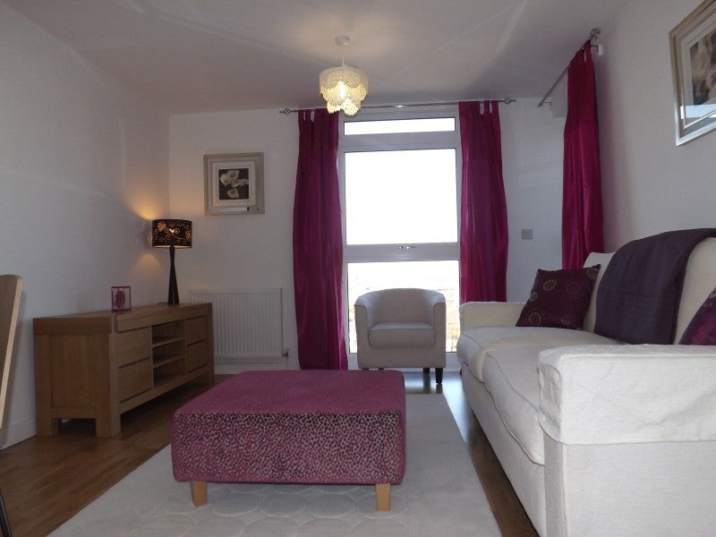 Flat Cambridge Road in Greater London