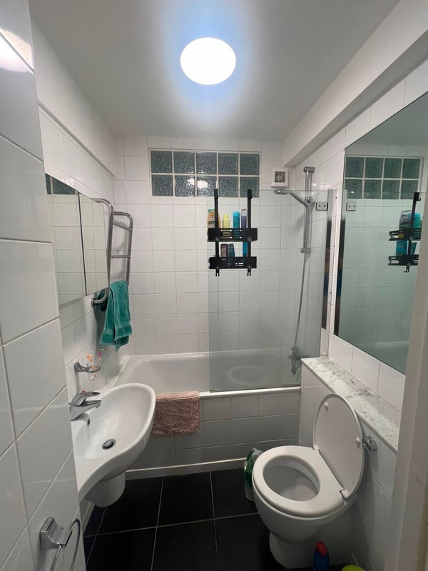 Room Brook Green in Greater London