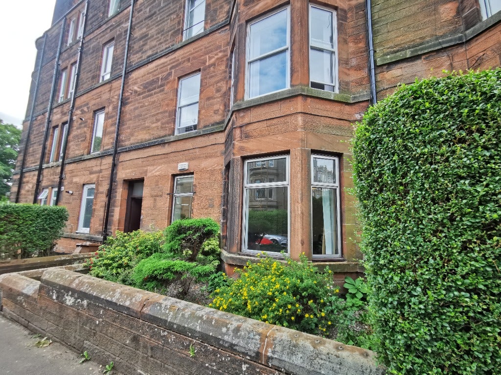Flat Bellefield Avenue in Dundee