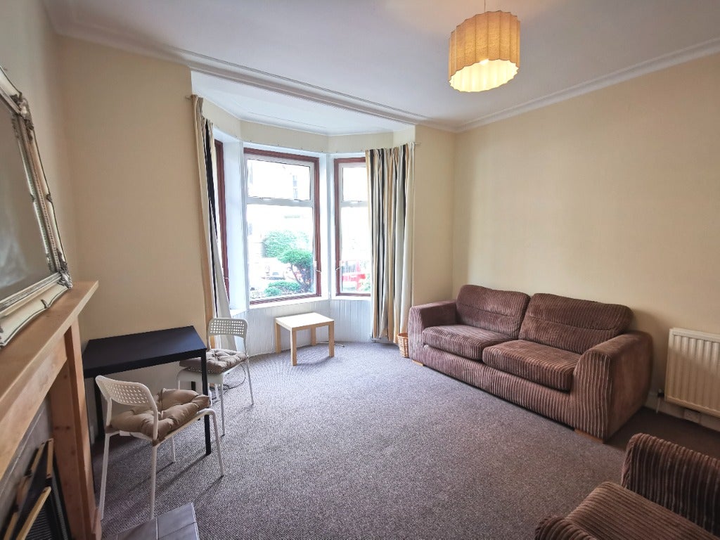Flat Bellefield Avenue in Dundee