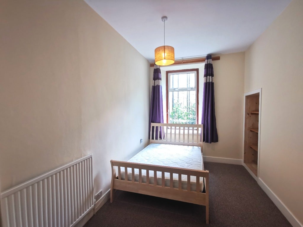 Flat Bellefield Avenue in Dundee
