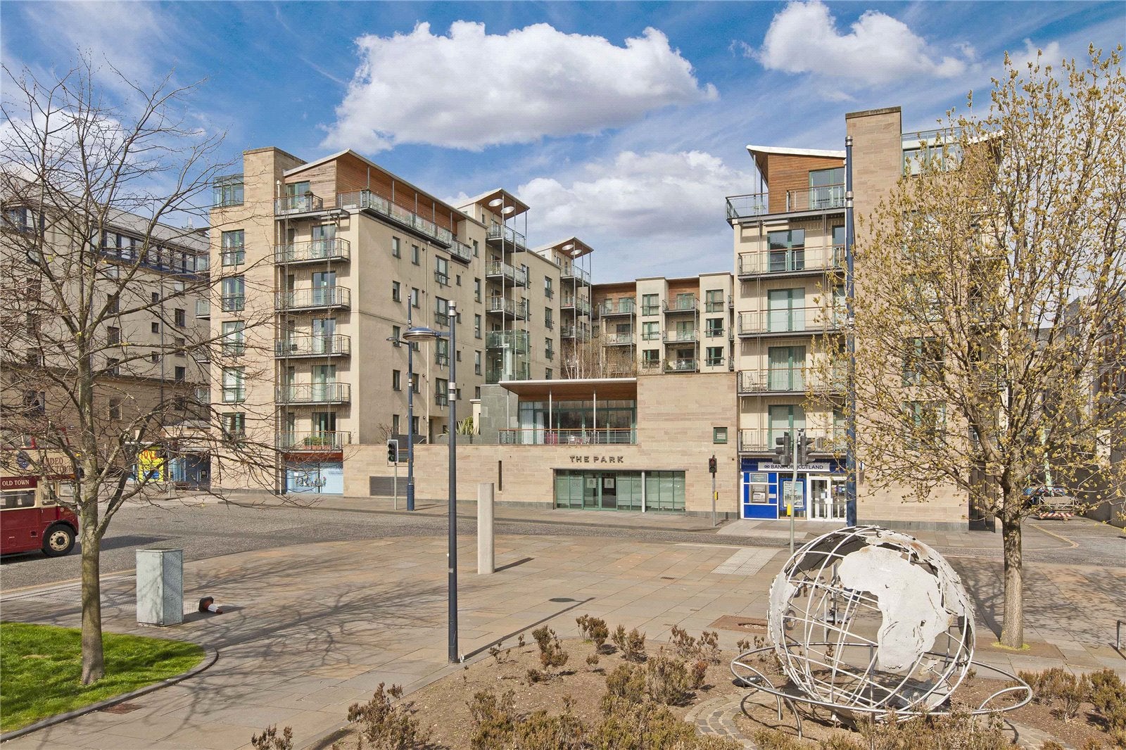 Flat Holyrood Road in City of Edinburgh
