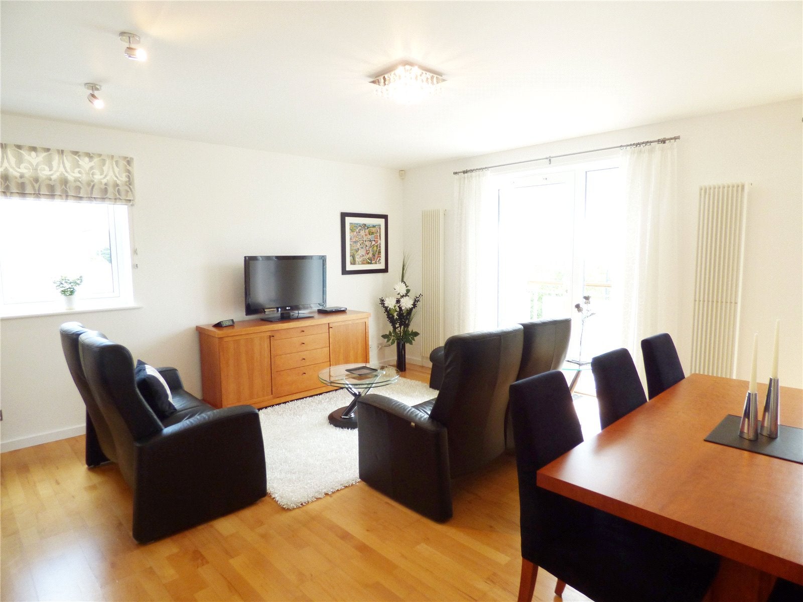 Flat Holyrood Road in City of Edinburgh