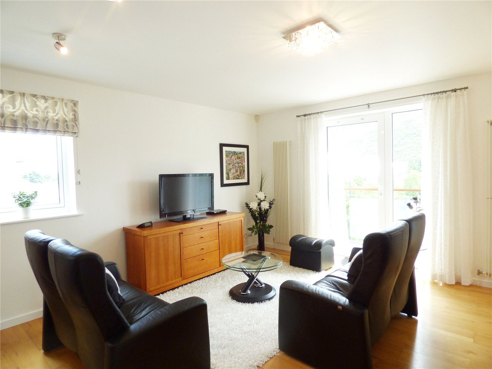 Flat Holyrood Road in City of Edinburgh