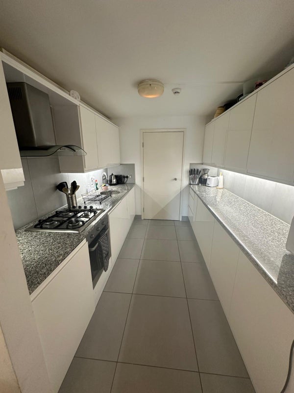 Flat New Crane Place in Greater London