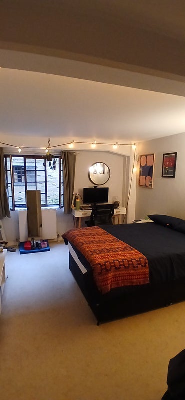 Flat New Crane Place in Greater London