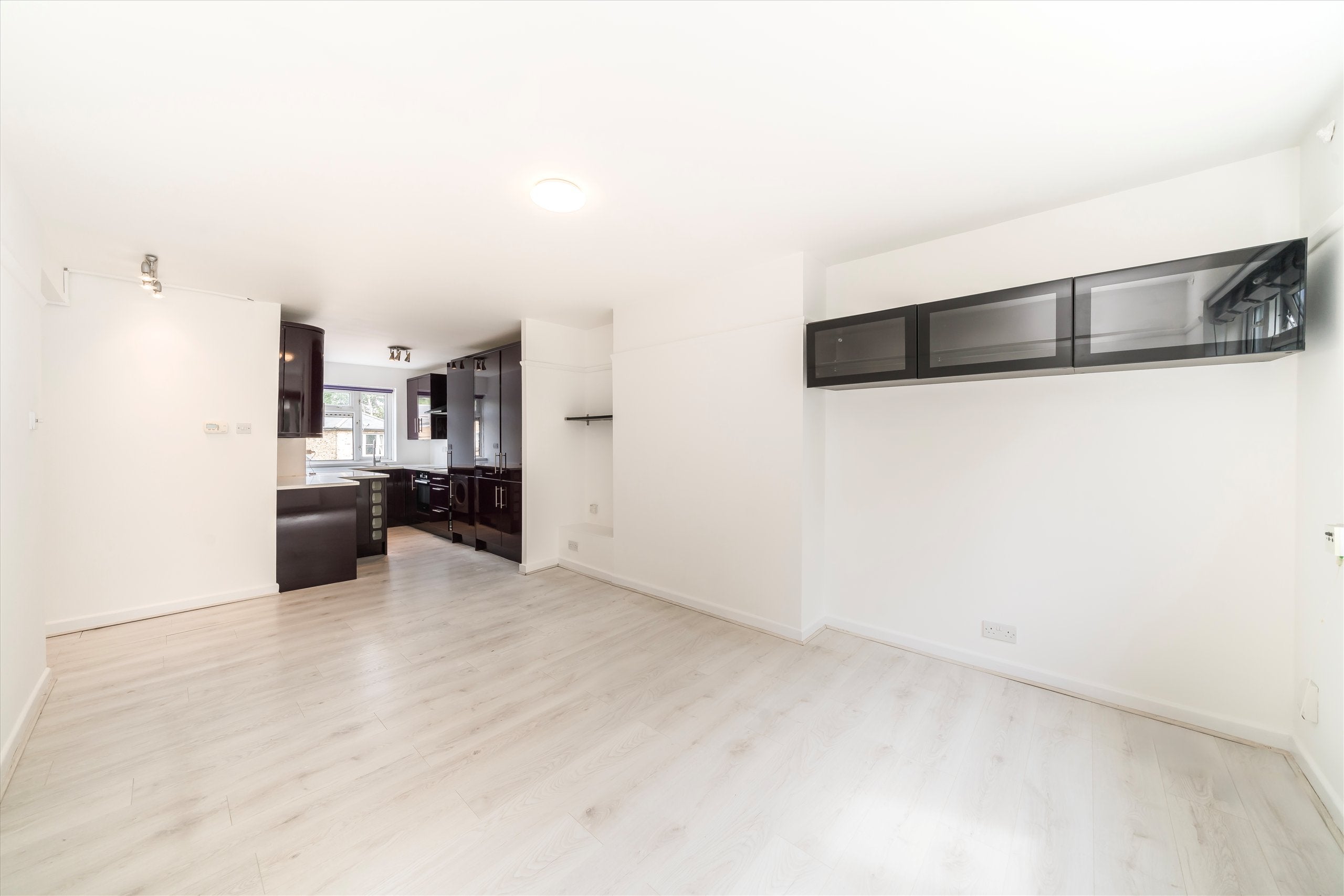 Flat Westfields in Greater London