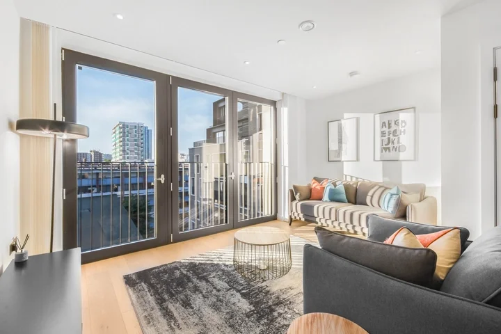 Flat Golden Lane in City of London