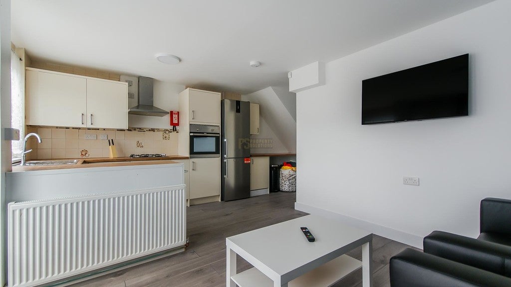House Lingard Close in Birmingham
