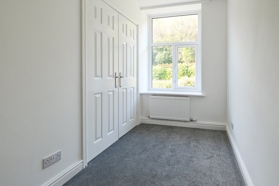 Flat Henrietta Street in Borough of Rossendale