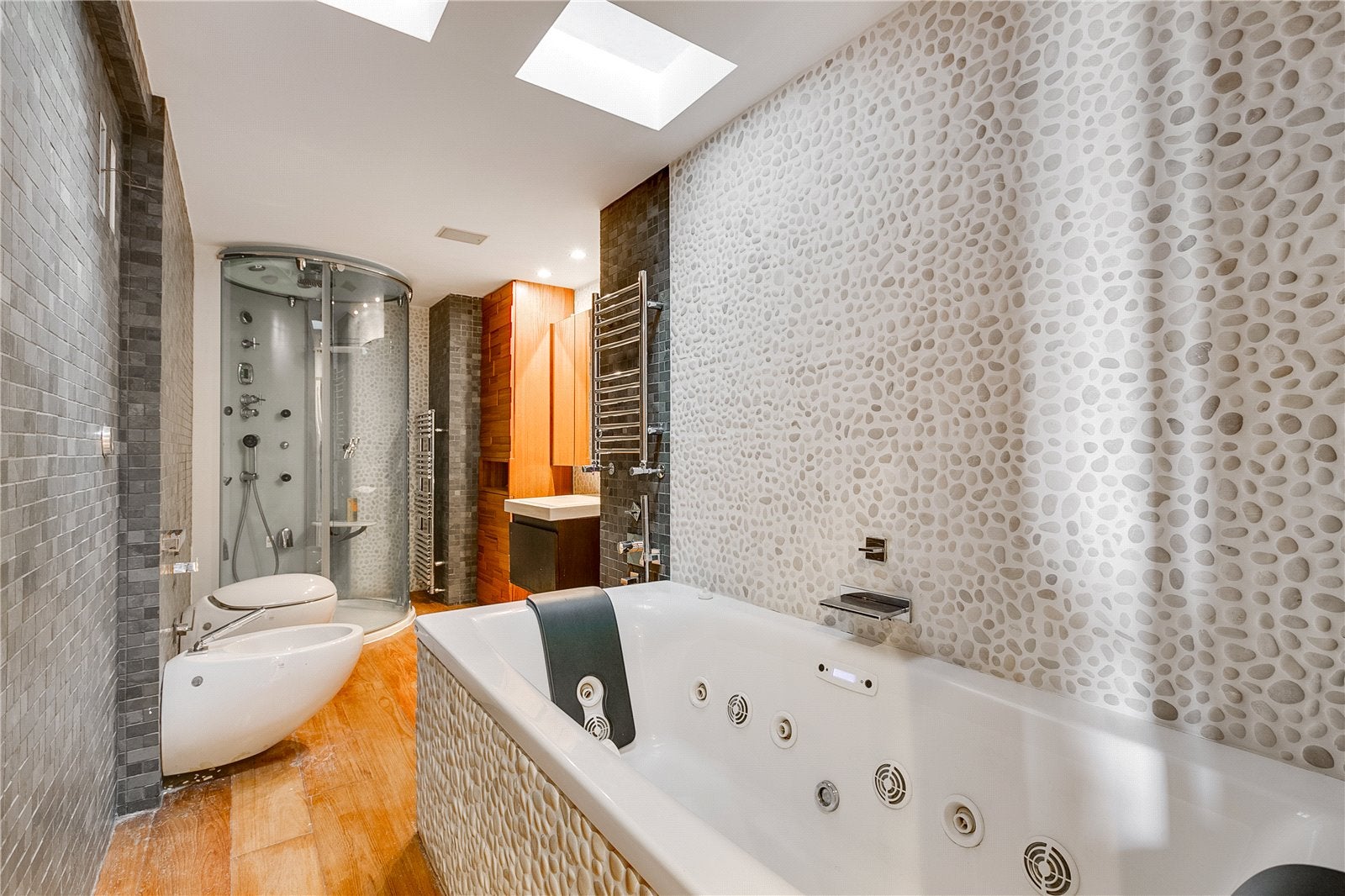 Flat Hans Place in Greater London