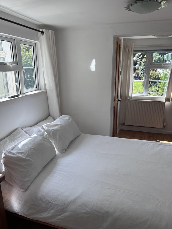 Room Undertown Lane in Bristol