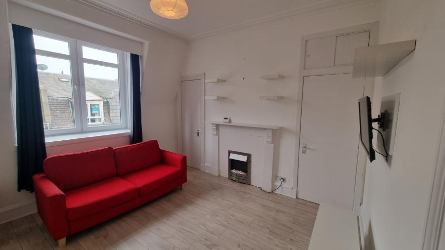 Flat Wallfield Crescent in Aberdeen City