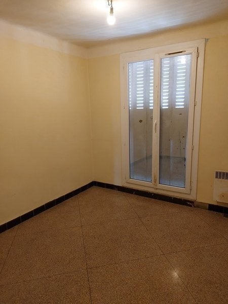 Flat Rue Pierre Doize in Marseille