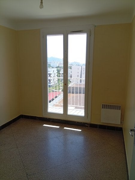 Flat Rue Pierre Doize in Marseille