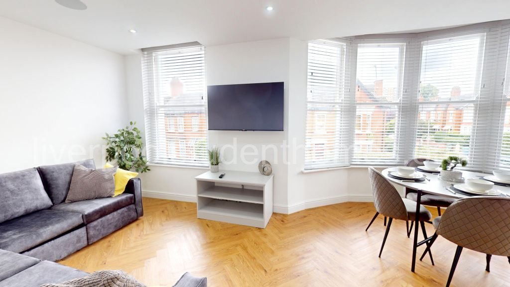 Room Shaw Street in Liverpool