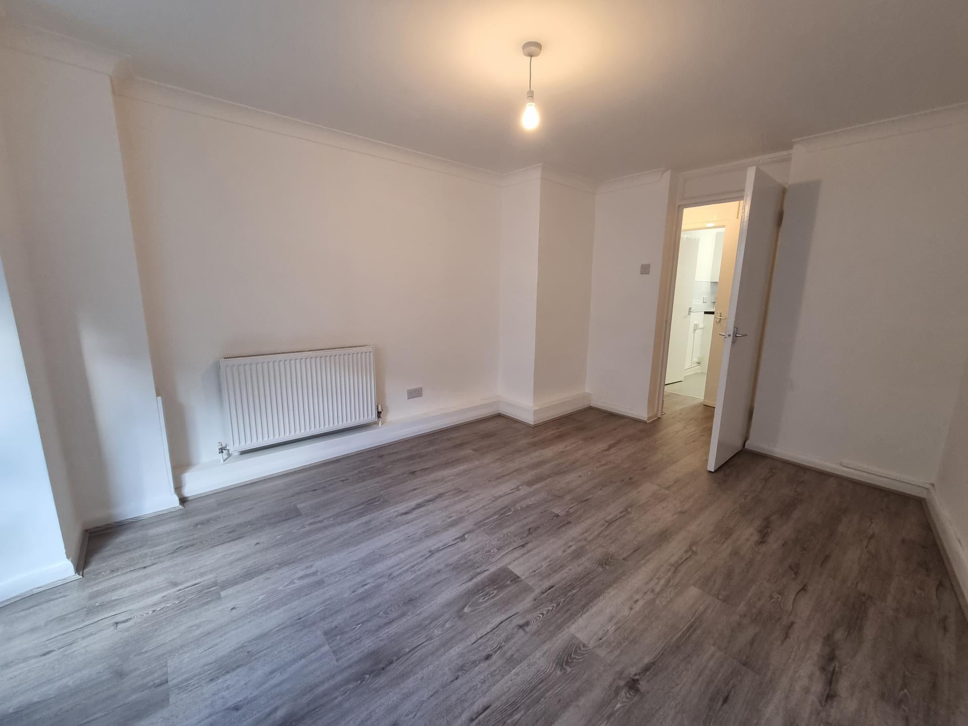Flat Shenley Road in Greater London