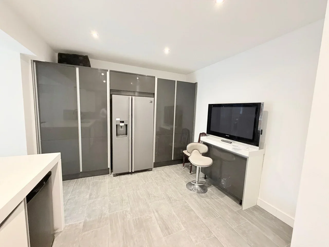 Flat Cranbrook Road in Greater London