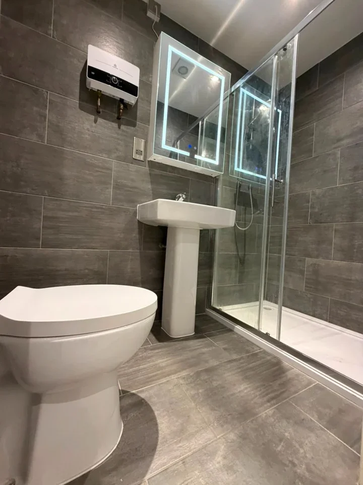 Flat Cranbrook Road in Greater London