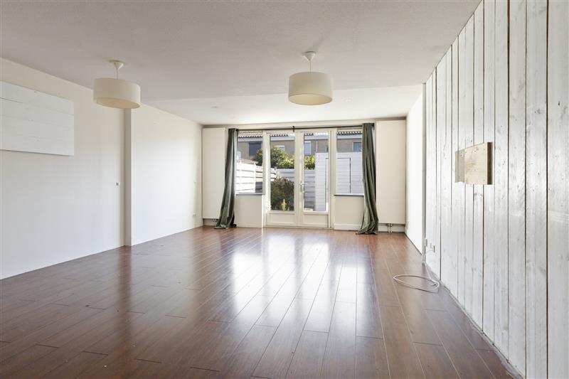 Tussenwoning te koop: Het Oerd 107, Hoofddorp