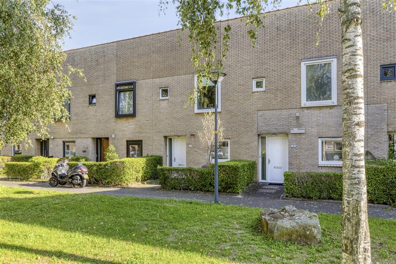Tussenwoning te koop: Het Oerd 107, Hoofddorp