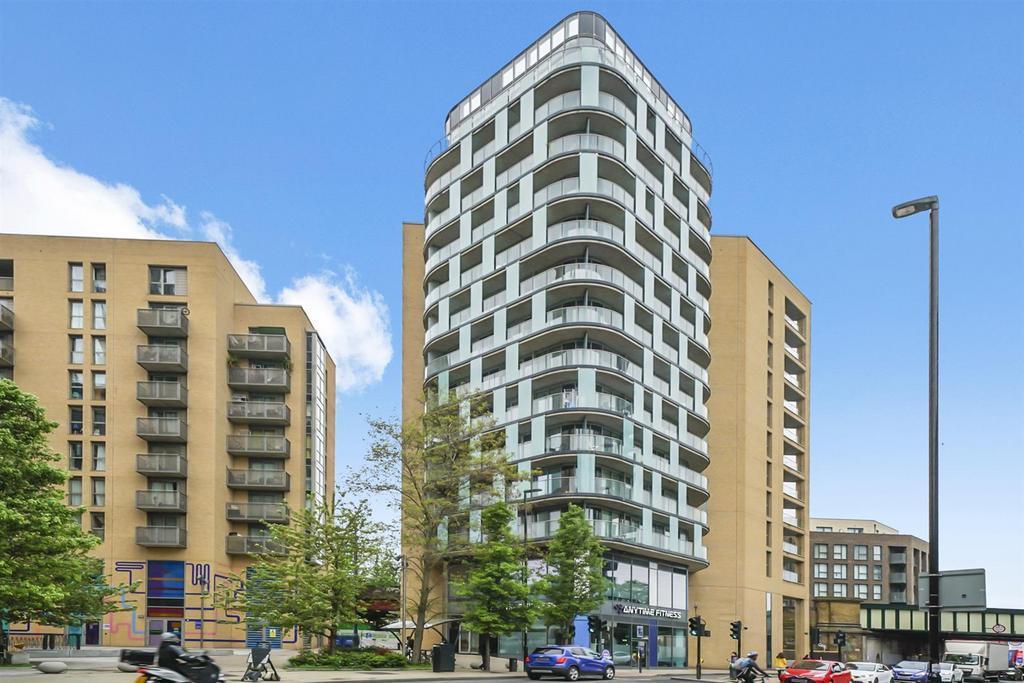 Flat Loampit Vale in Greater London