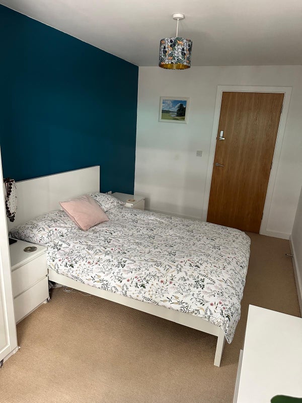 Room Leeds Street in Liverpool