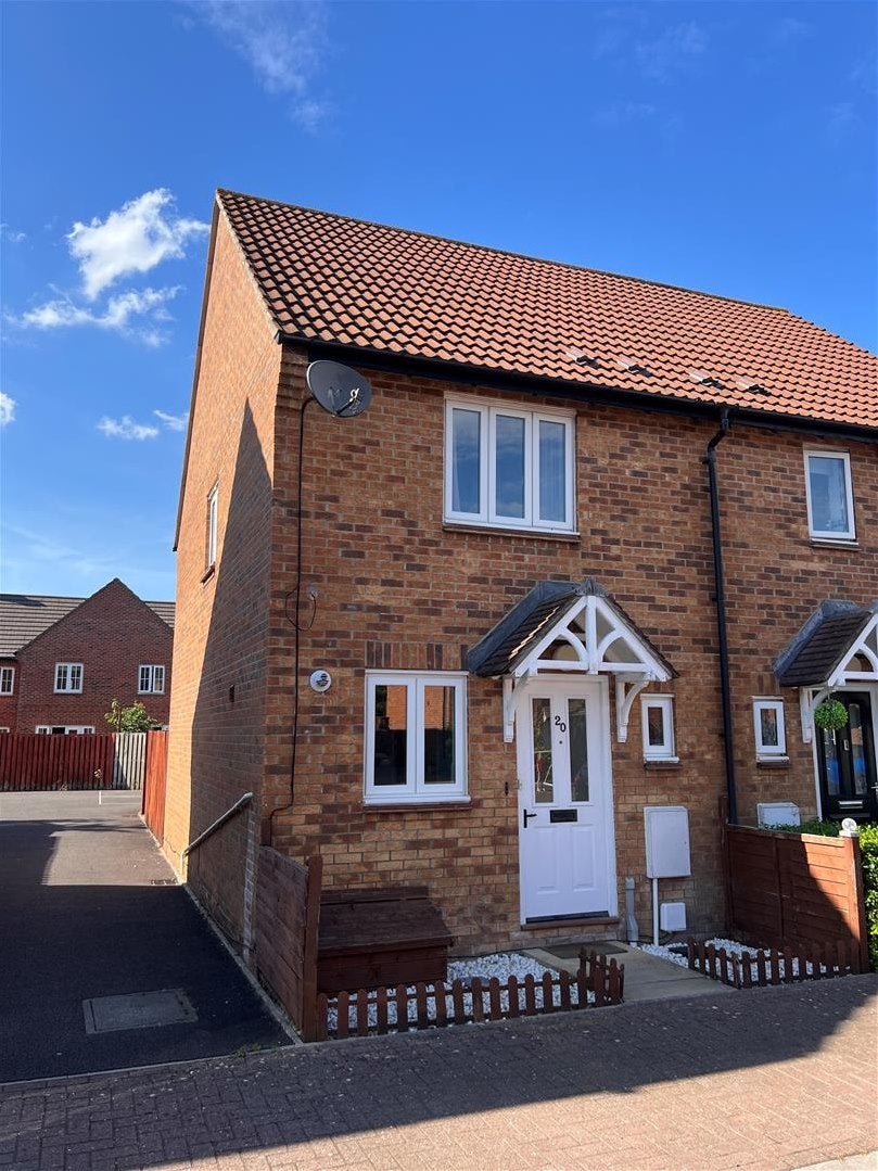 House Ash Close in West Wick