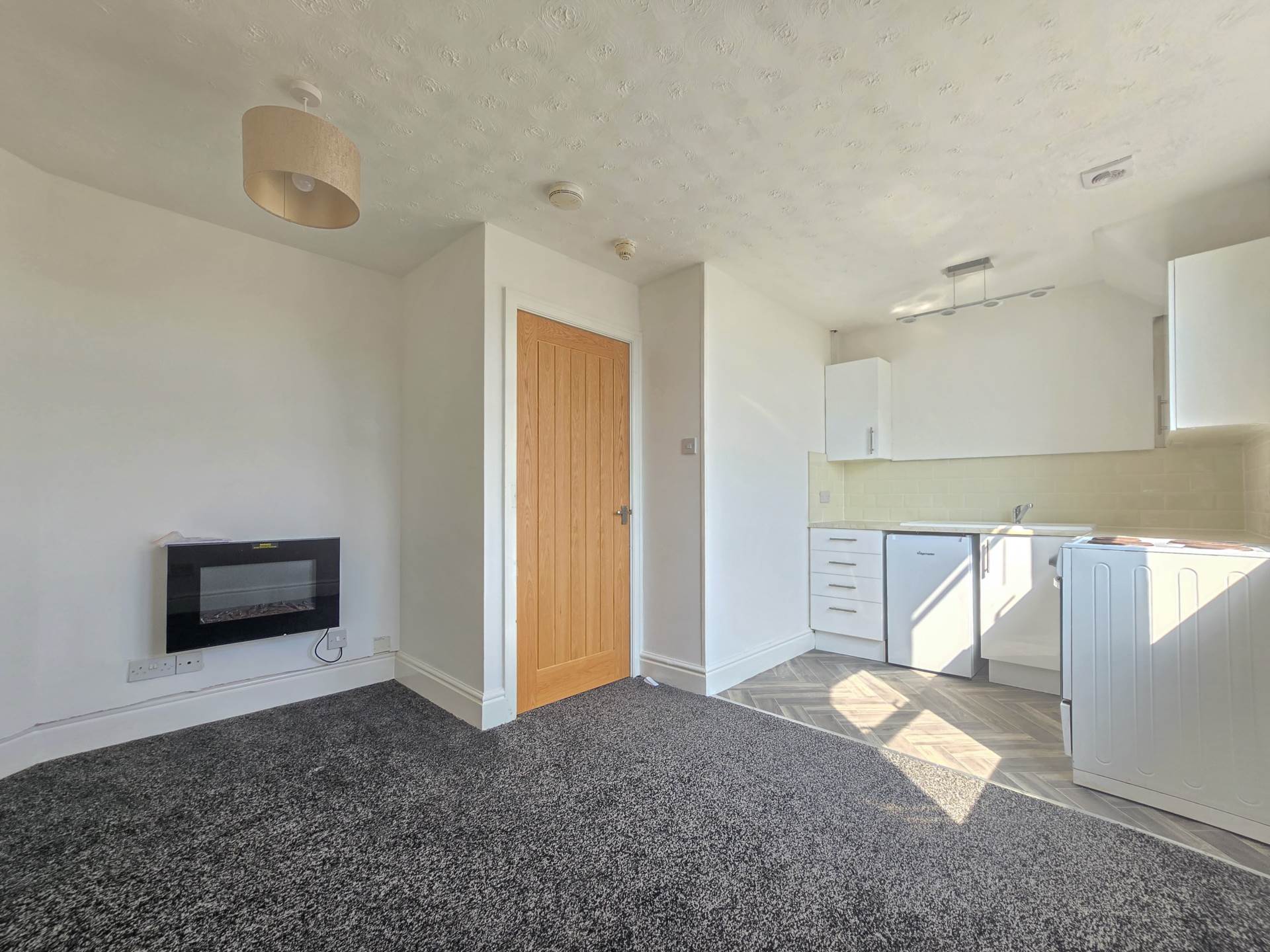 Flat Chatsworth Avenue in Bispham