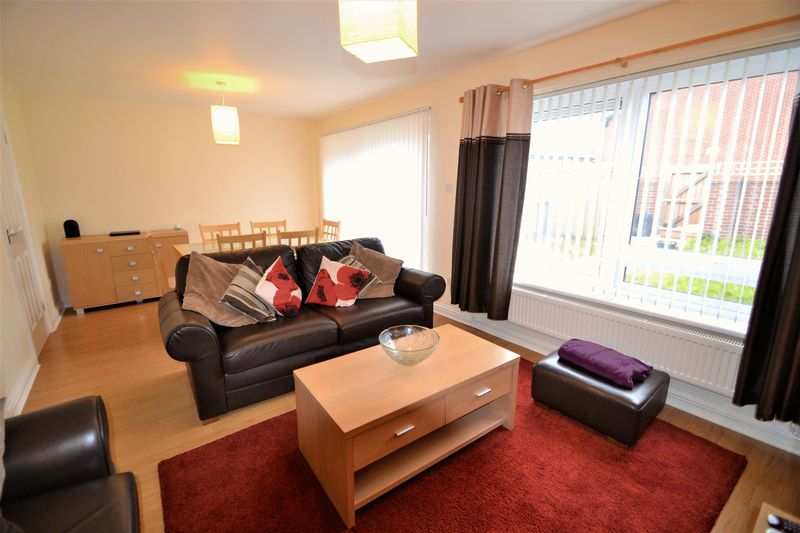 House Graythorpe Walk in Salford