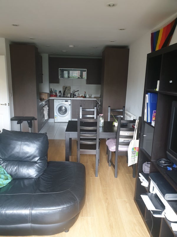 Room Greenfield Road in Greater London