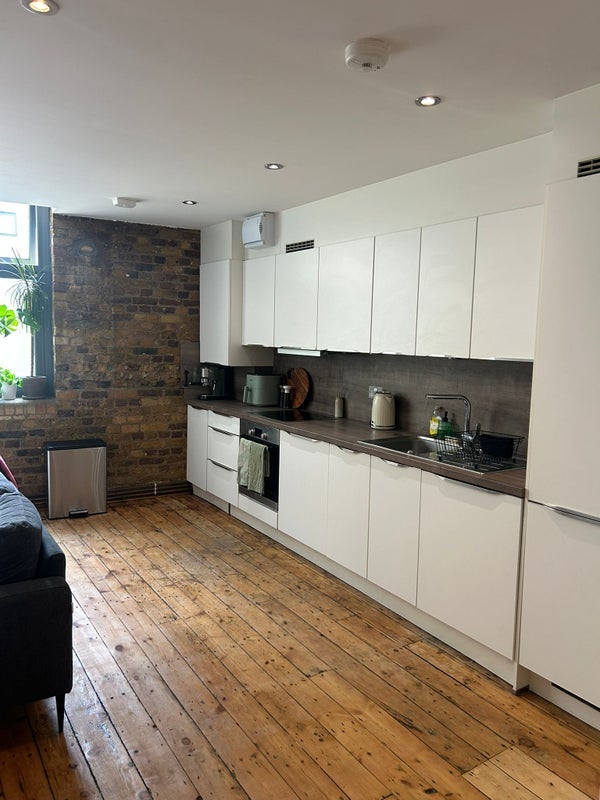 Room London Lane in Greater London