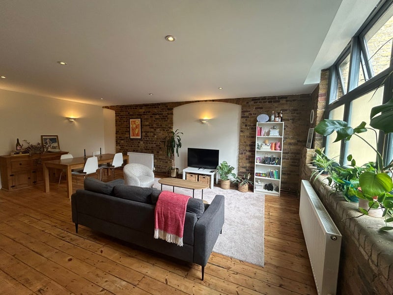 Room London Lane in Greater London