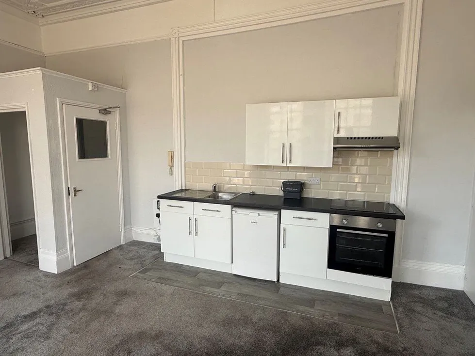Flat Regency Square in Brighton