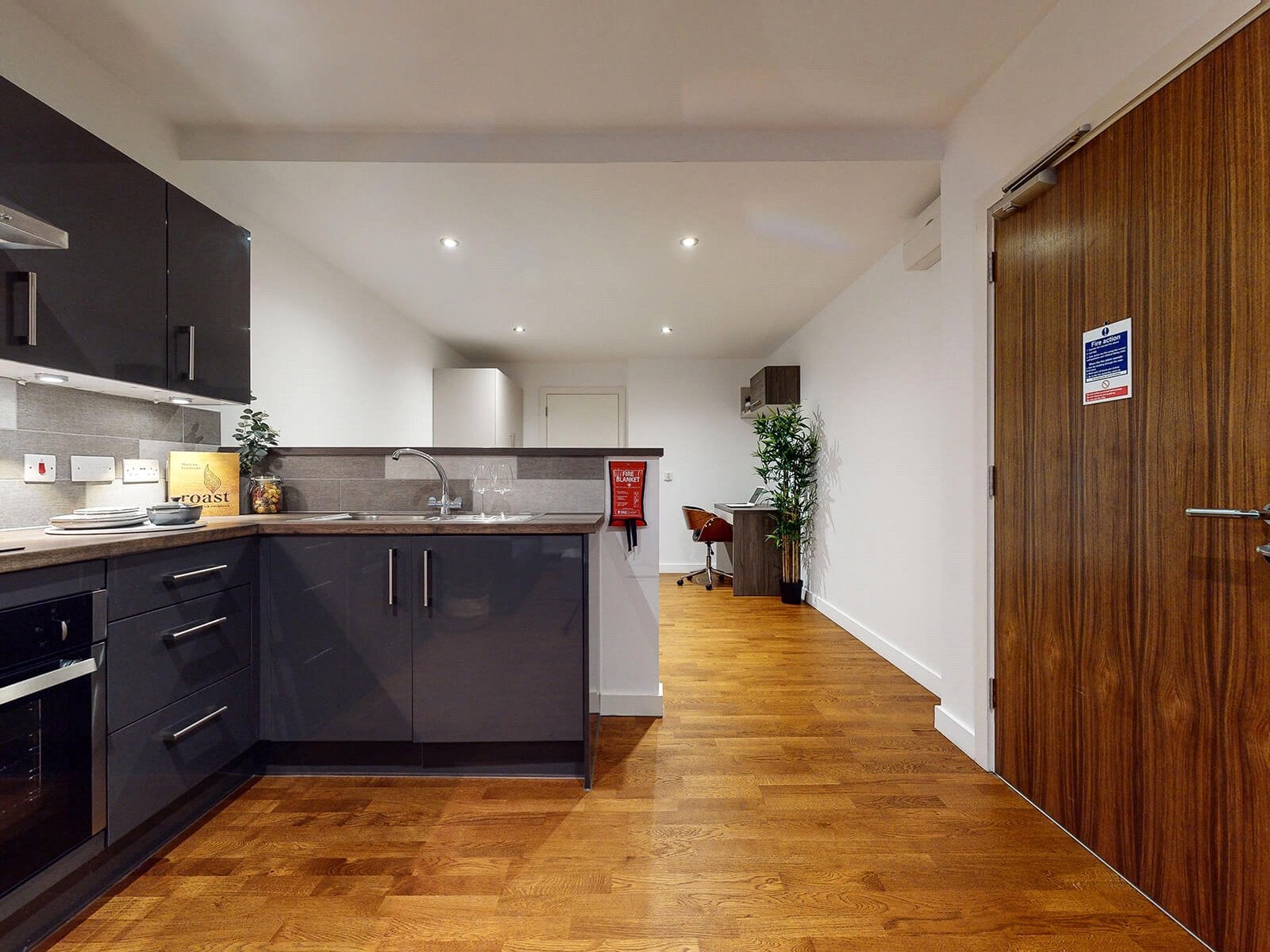 Flat Wade Lane in Leeds