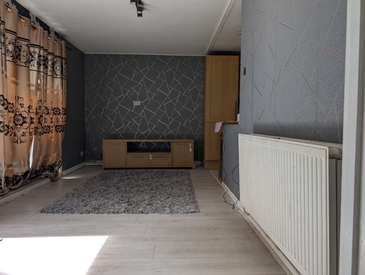 House Engleheart Drive in Greater London