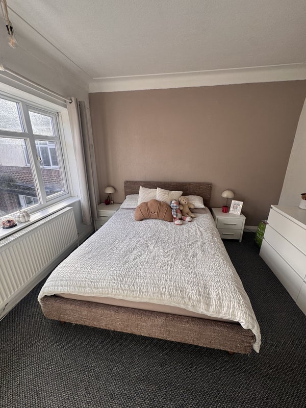 Room Chiltern Gardens in Trafford