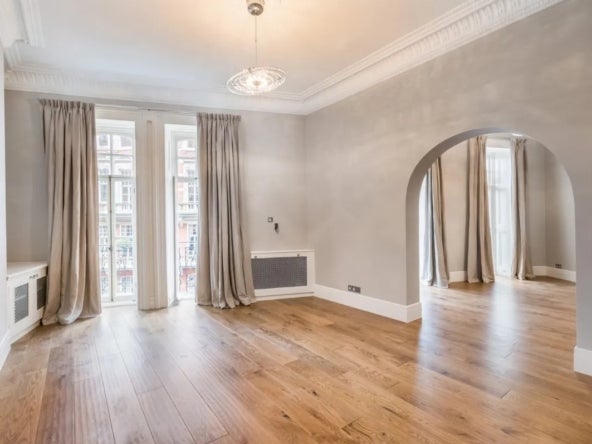 Flat Kensington Gore in City of Westminster