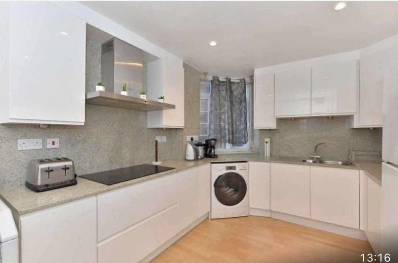 Room Primrose Hill Road in Greater London