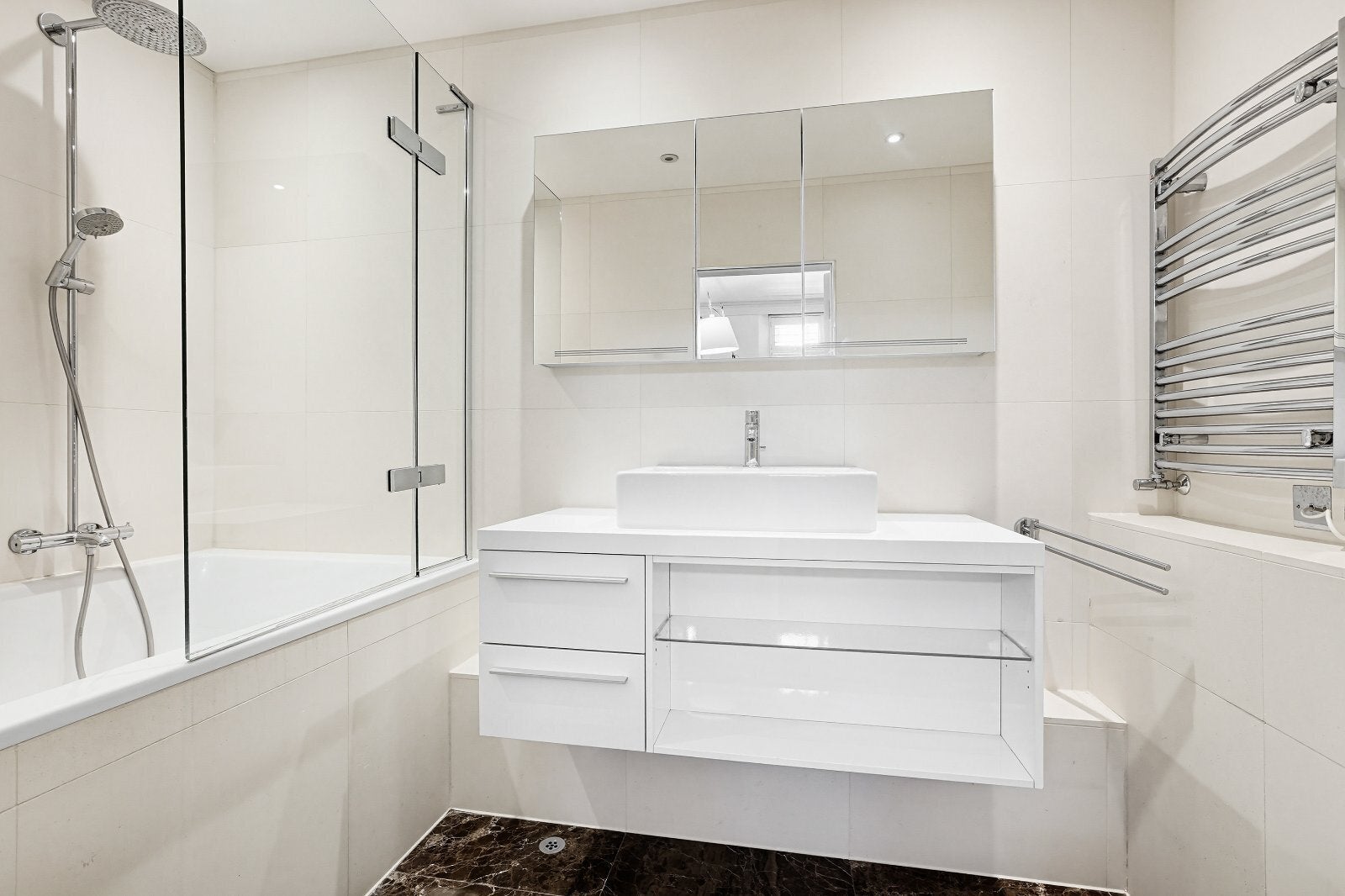 Flat Coleherne Road in Greater London