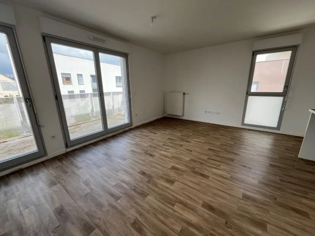 Appartement Rue de la Butte Bellevue à Bruyères-le-Châtel