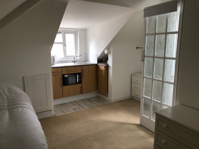 Room Toronto Road in Bristol