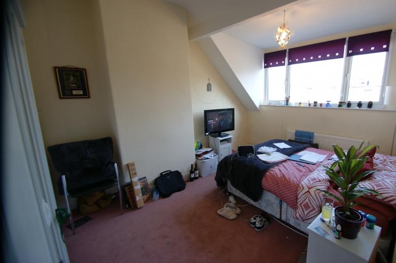 Flat Beechwood View in Leeds